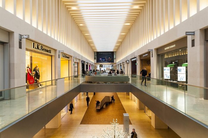 Limestone Moleanos interior cladding in a Luxuous Shopping Mall in London, UK supplied by LSI Stone